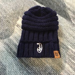 Monogrammed “D” Knit Hat 2-4 Years